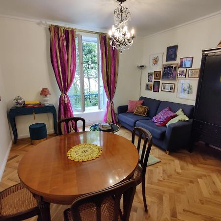 Cozy Apartment With A Garden View In The 17Th Quartier Parigi Esterno foto